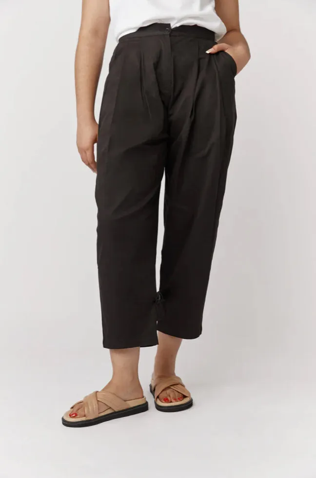 Alkam Marna Paperbag Black Pants