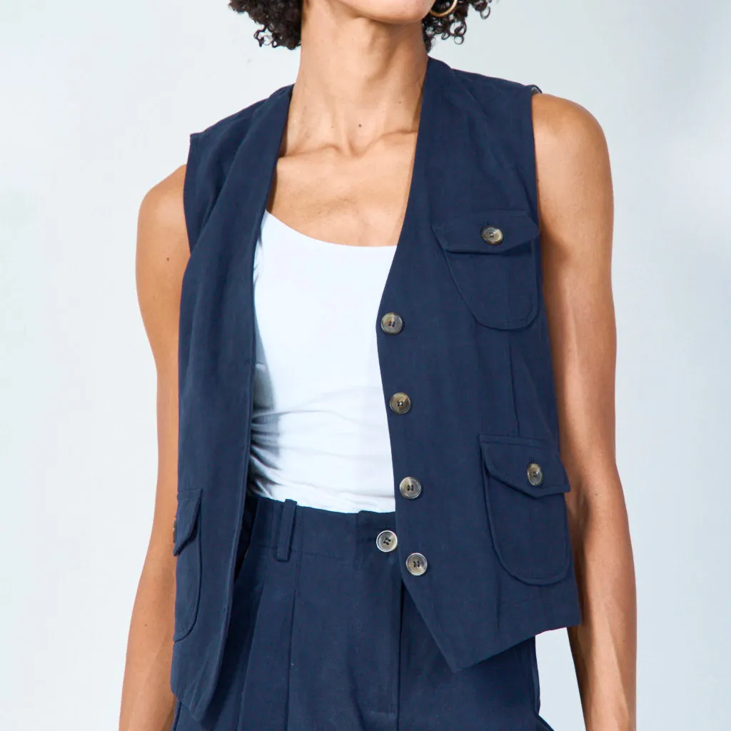 Utility vest with buttoned flap pockets wholesale